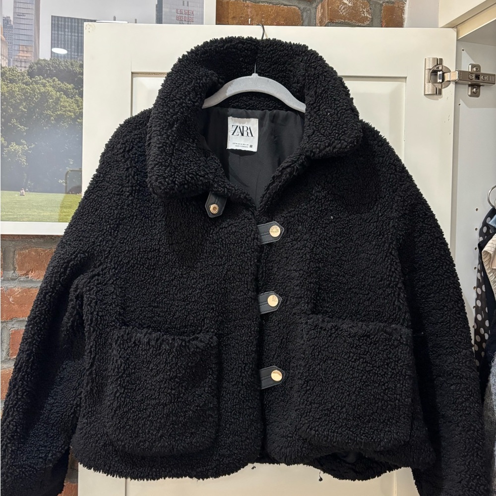 Zara Women's Black Teddy Jacket